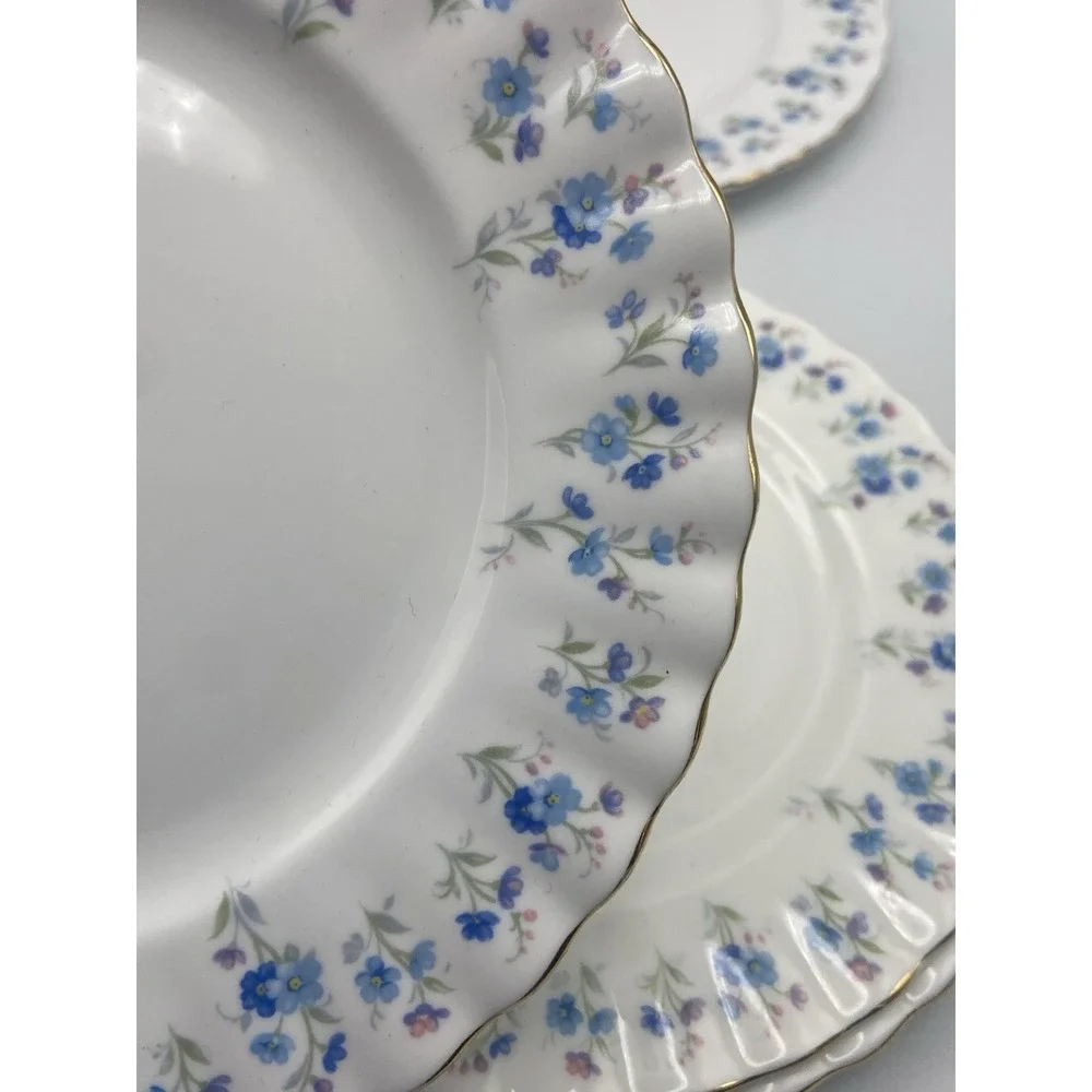 Royal‎ Albert Memory Lane 4 Bread Appetizer Plates Blue Flowers Cottagecore